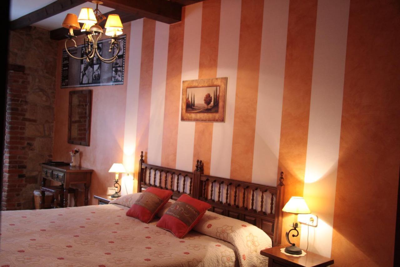 Habitaciones Y Estudios- Hotel "Posada De Cantabria El Solar" - Cenas Y Gintonic- Bar -Terraza Panoramica Galizano Εξωτερικό φωτογραφία