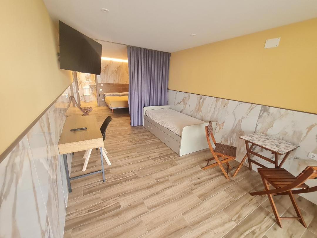 Habitaciones Y Estudios- Hotel "Posada De Cantabria El Solar" - Cenas Y Gintonic- Bar -Terraza Panoramica Galizano Εξωτερικό φωτογραφία