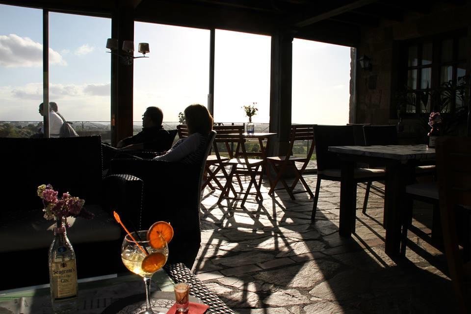 Habitaciones Y Estudios- Hotel "Posada De Cantabria El Solar" - Cenas Y Gintonic- Bar -Terraza Panoramica Galizano Εξωτερικό φωτογραφία